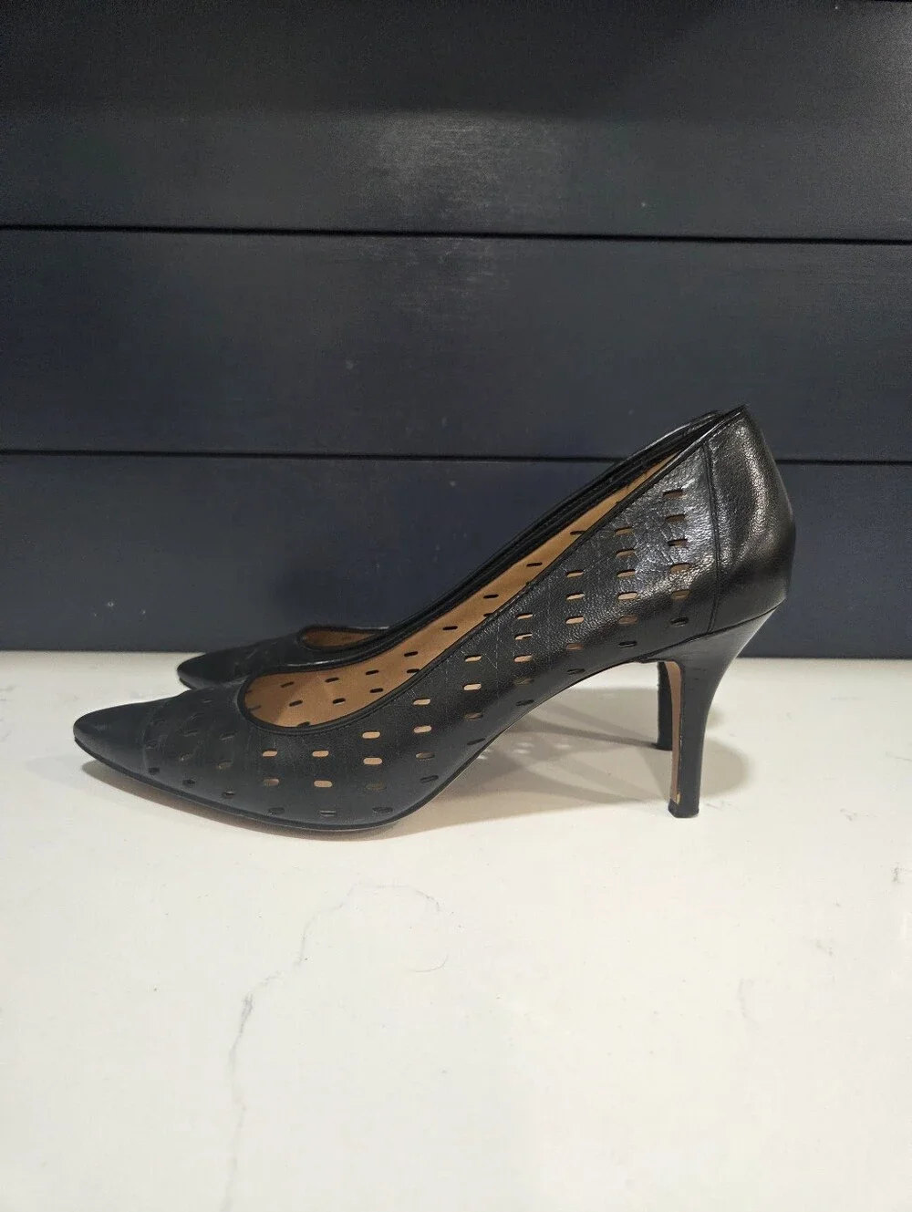 Nine West Laser Cut Classic Black Pointed-Toe Perforated Women’s Pumps Size 11M